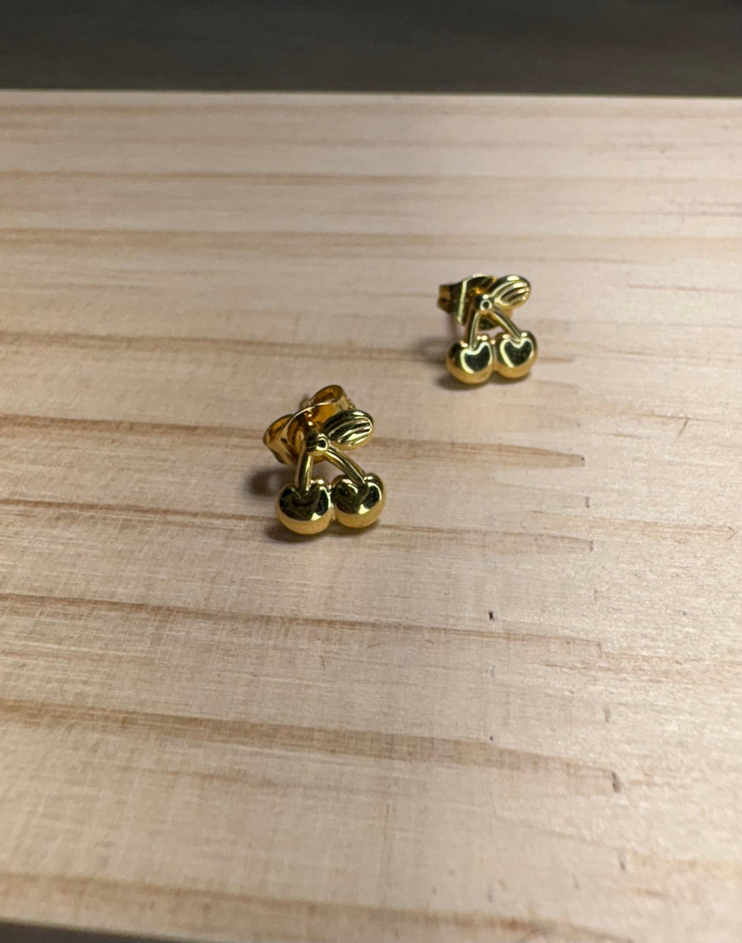 CHERRY EARRINGS🍒