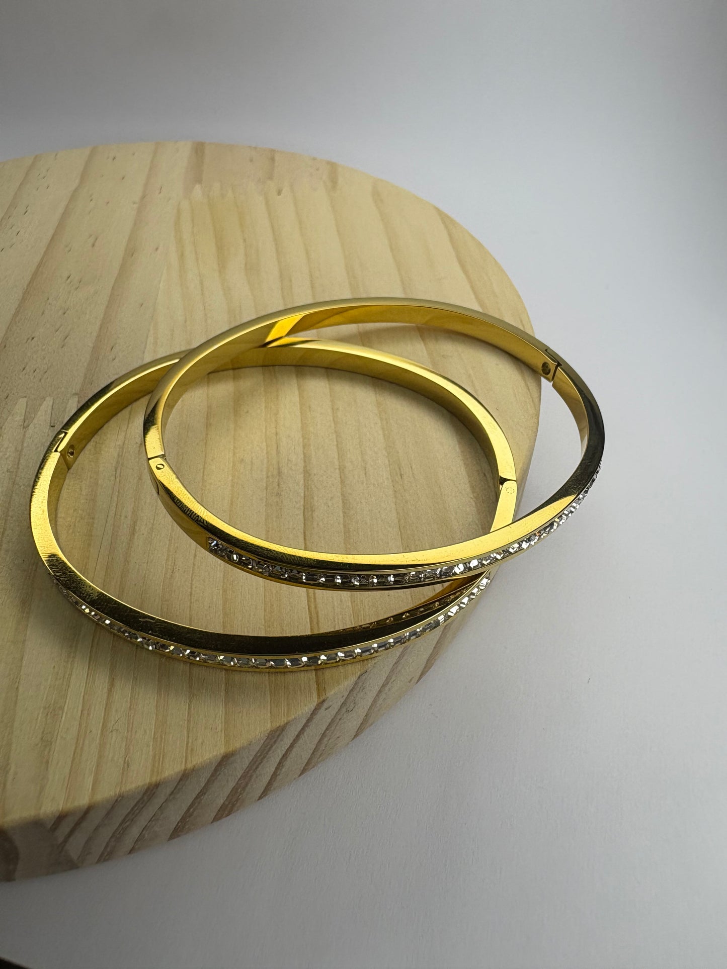 ARI Bracelet