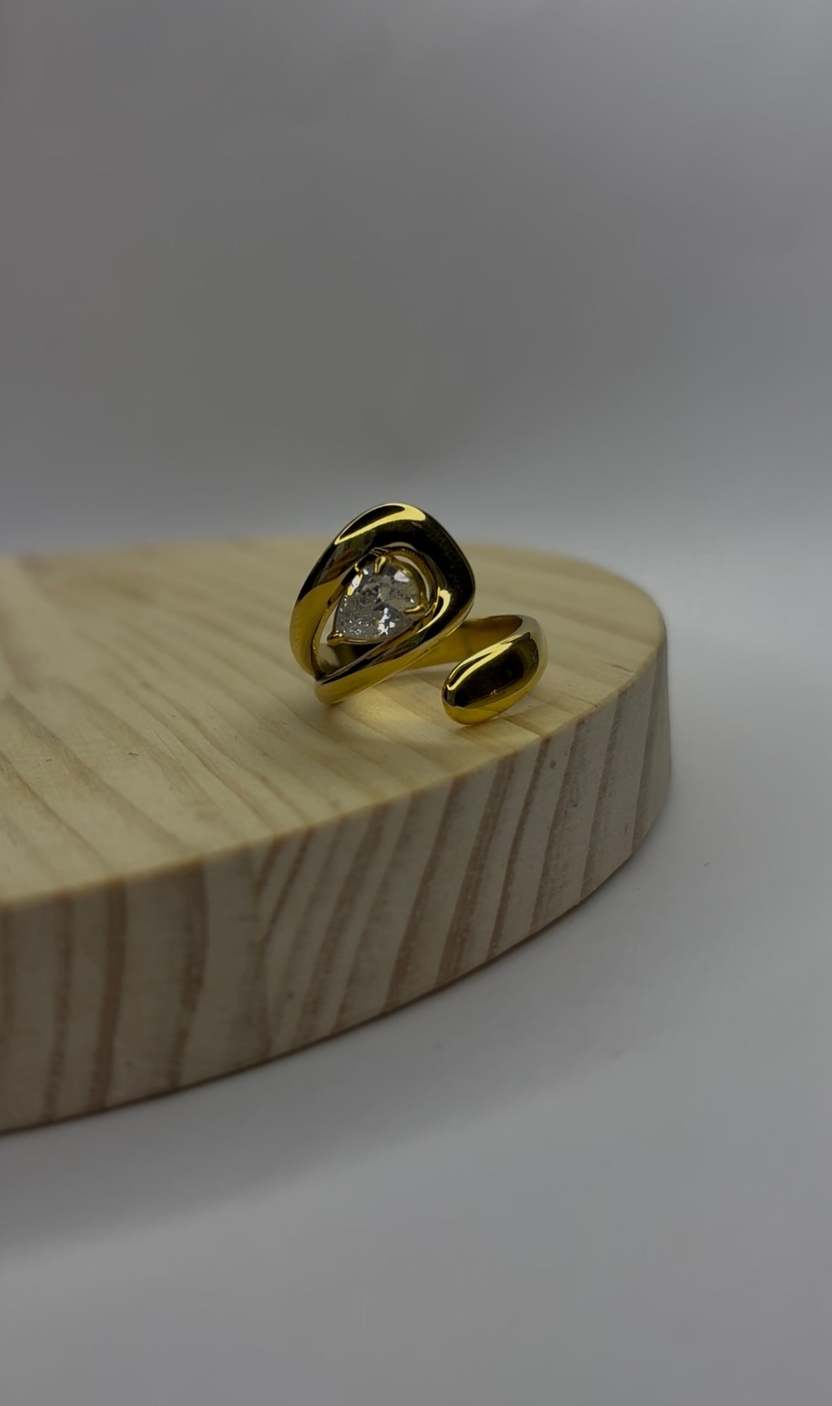 MAGNOLIA Ring