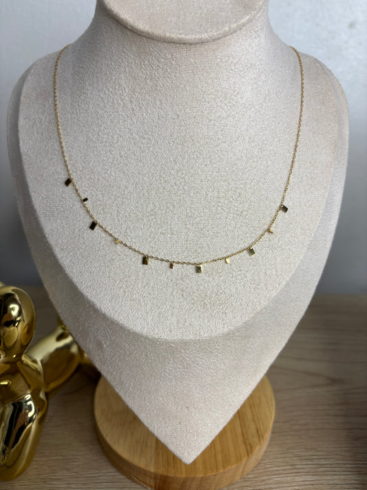 Collar con cuadrados gold✨